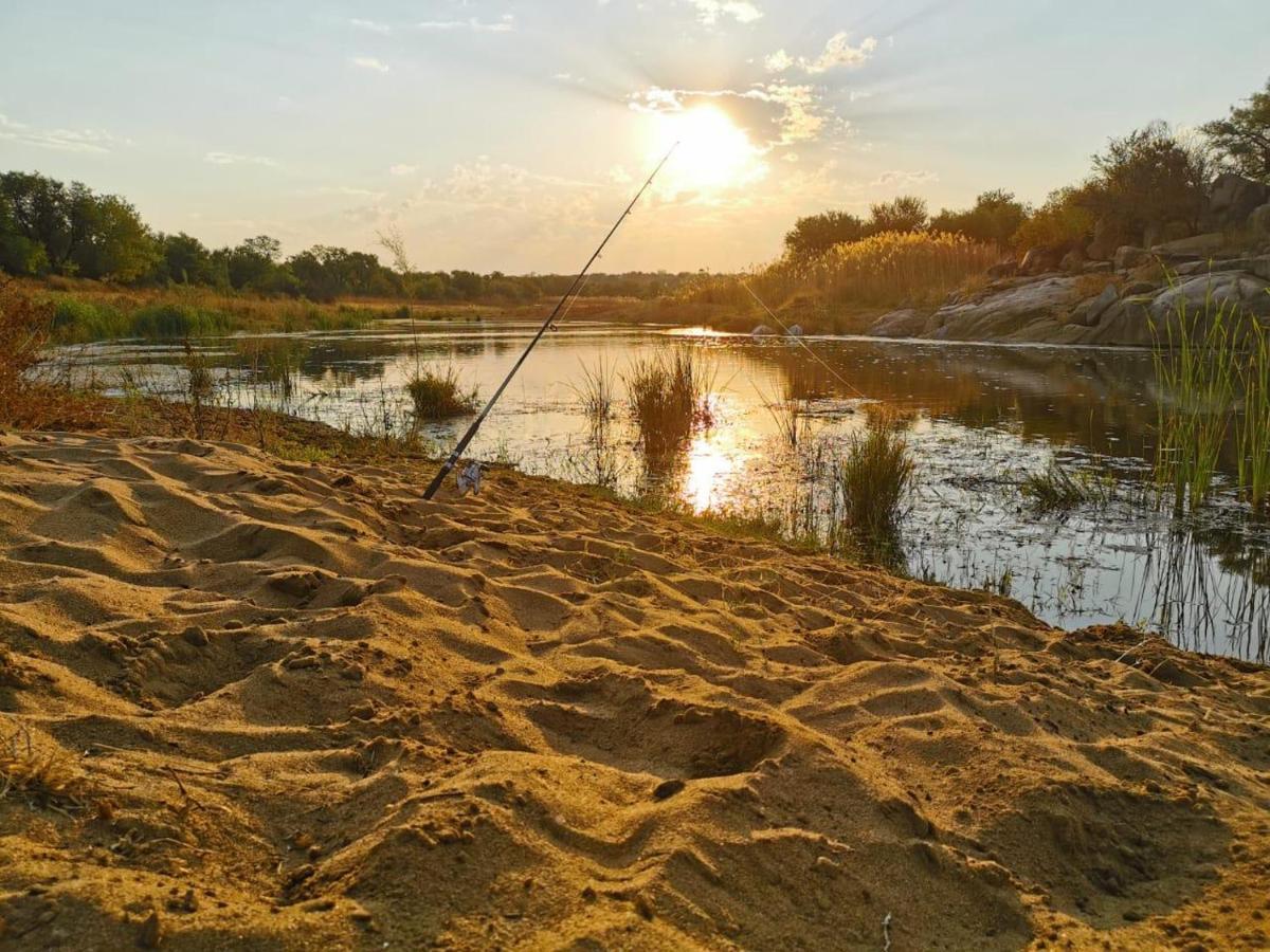 Mziki Safari Lodge Vaaldam Екстер'єр фото