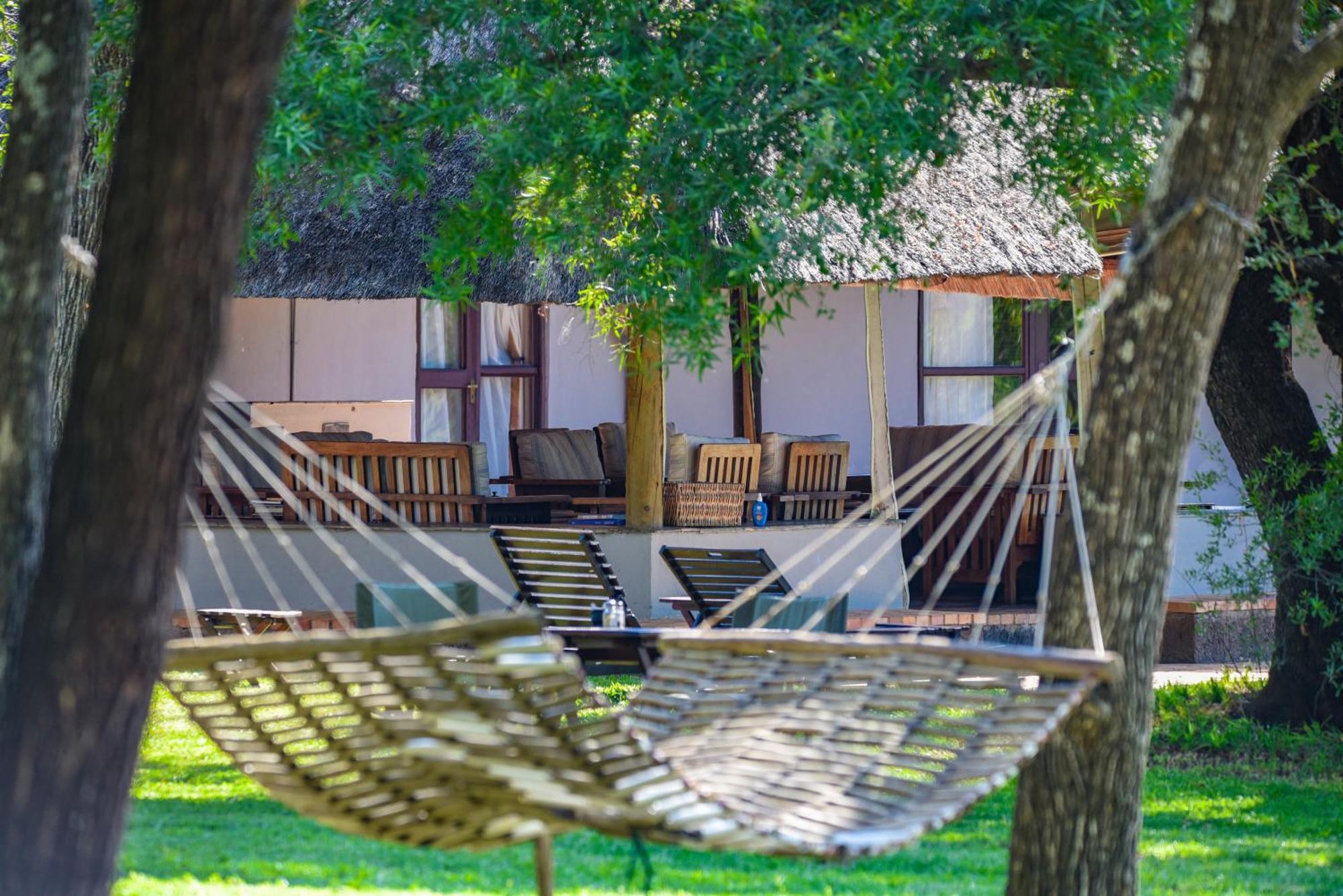 Mziki Safari Lodge Vaaldam Екстер'єр фото