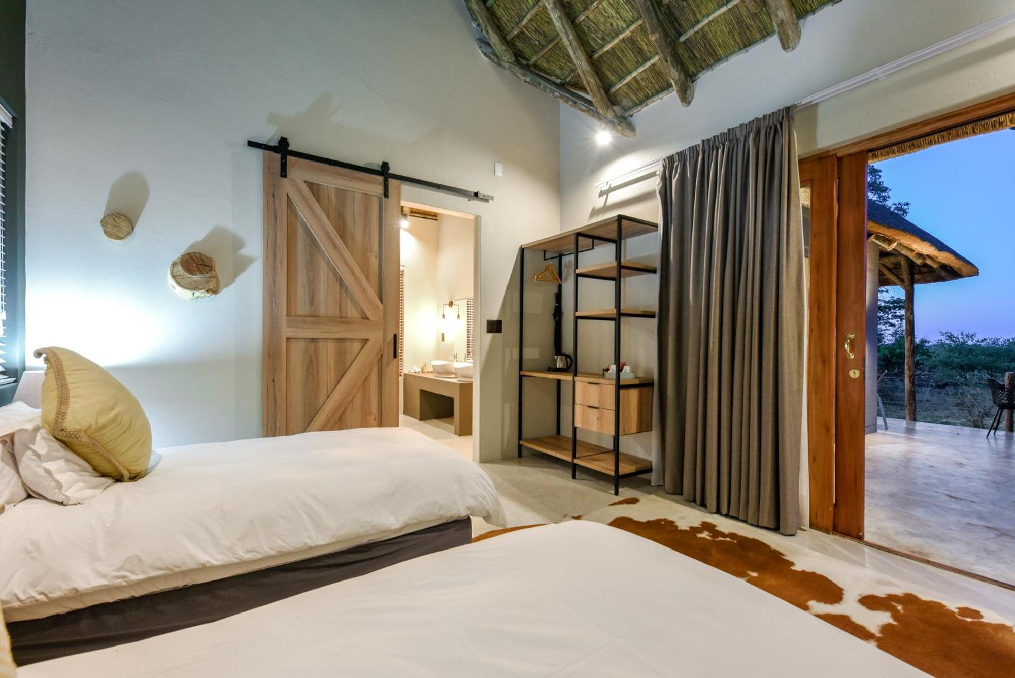Mziki Safari Lodge Vaaldam Номер фото