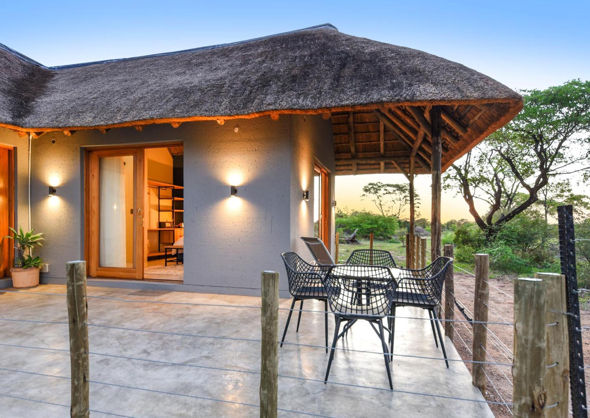 Mziki Safari Lodge Vaaldam Номер фото