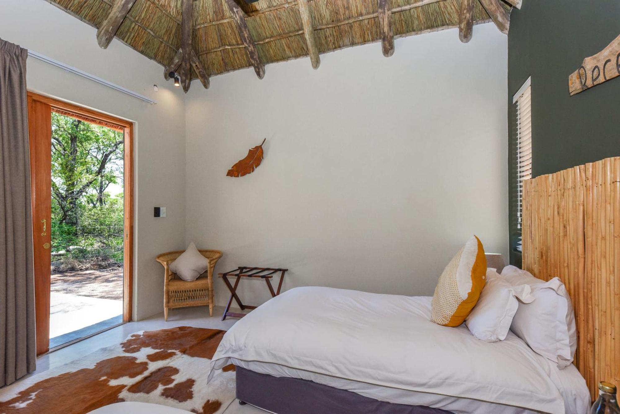 Mziki Safari Lodge Vaaldam Номер фото